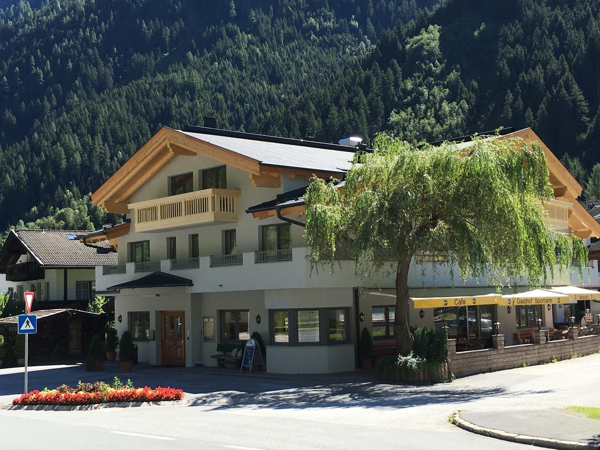 Gasthof Sportalm Neustift im Stubaital Exterior foto