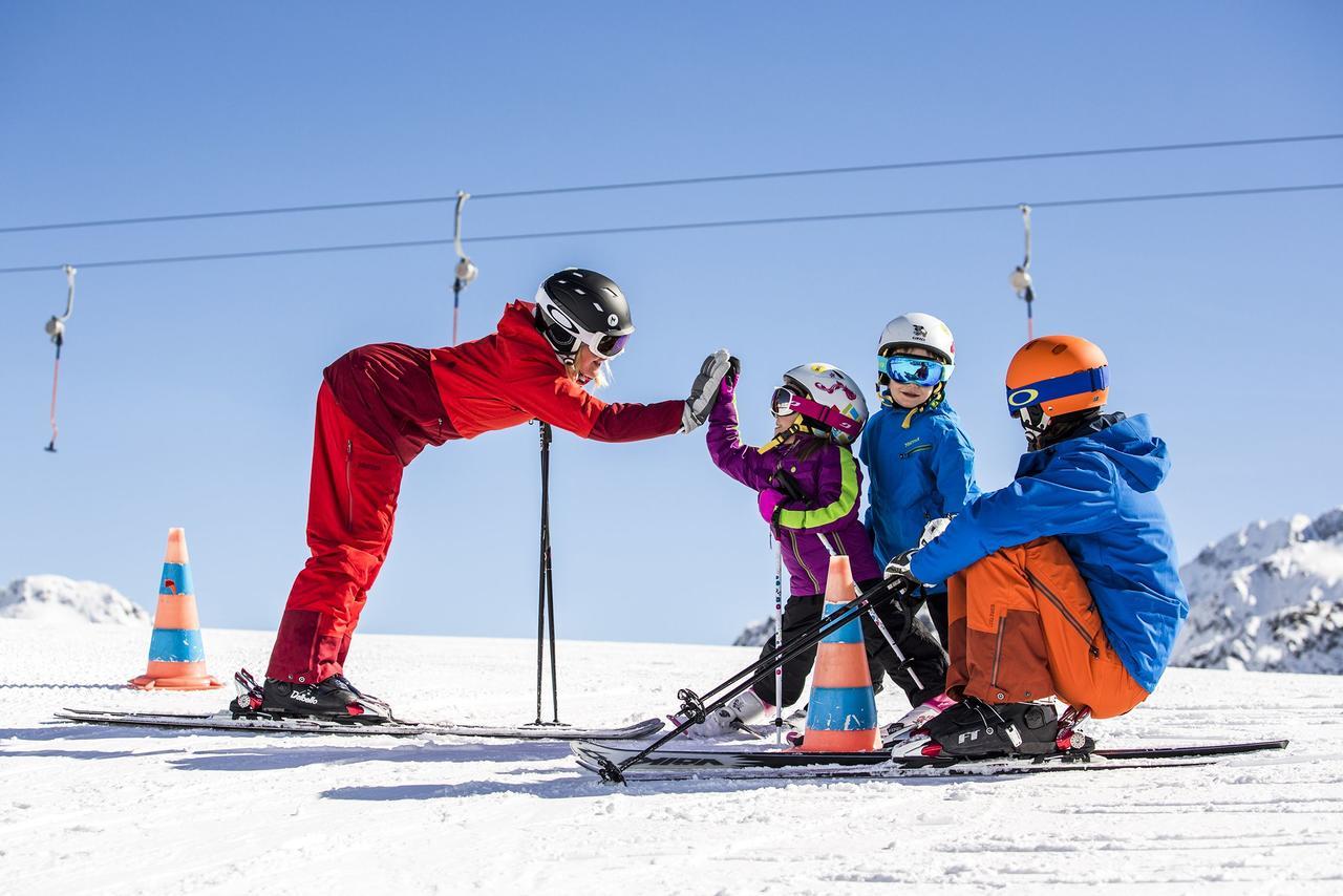 Gasthof Sportalm Neustift im Stubaital Exterior foto